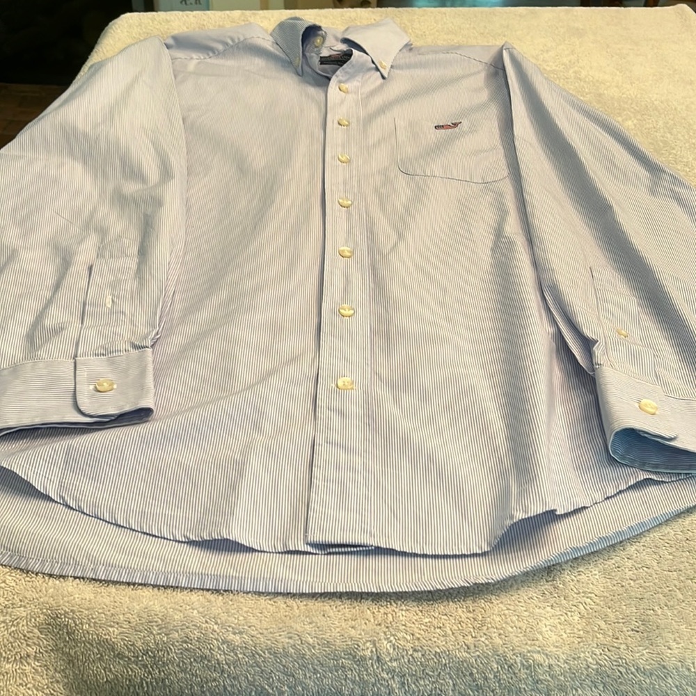 American flag Vineyard Vines buttondown. Medium